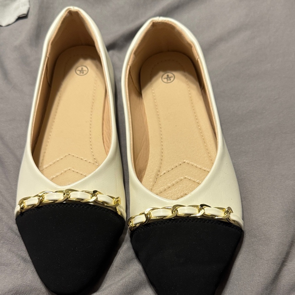Elegant Black and White Flats with Gold Chain